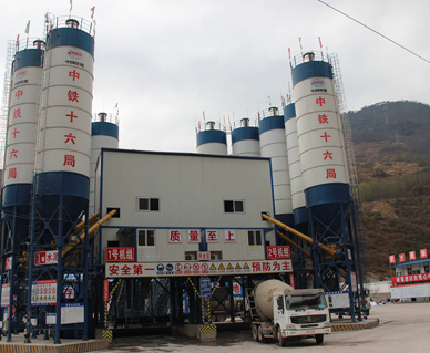 中鐵16局成昆複線鐵路（lù）專用HZS120