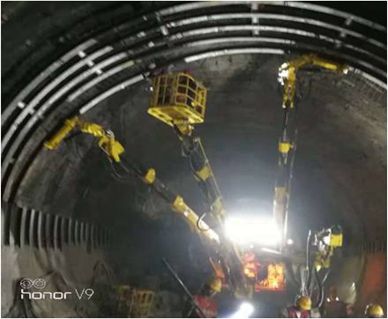 成（chéng）蘭線鐵路躍龍門隧道